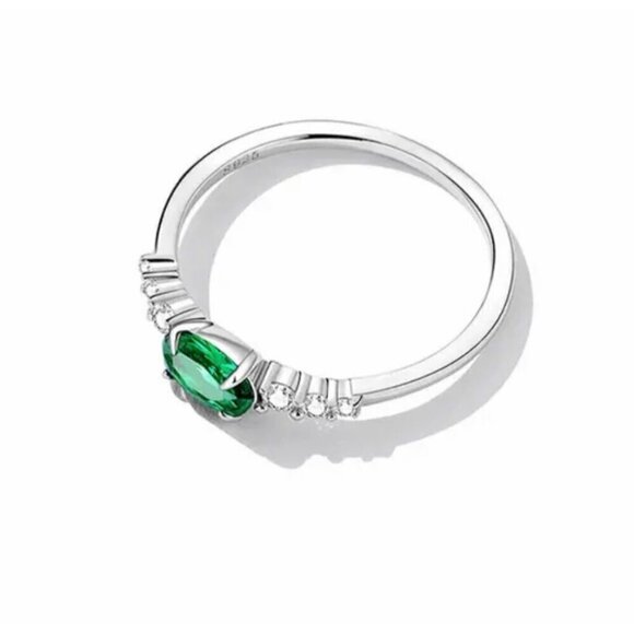 NWT Dainty Ring Sz.8 S925 Sterling Silver Stamped Green & Clear Zircon Timeless - Picture 7 of 9